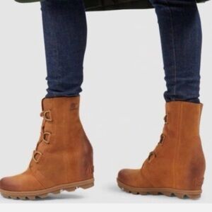SOREL Joan of Arctic Wedge Boots women’s size 8